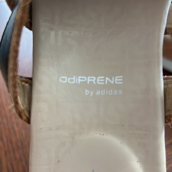 Rockport Gladiator Wedge Sandals Black and White w/ Cork‎ Size 9 Adidas Adiprene - Picture 8 of 8